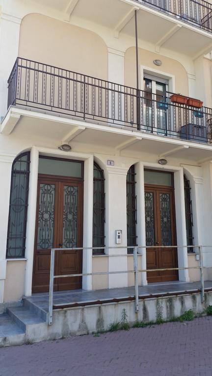 Savonaamare Villa Buitenkant foto